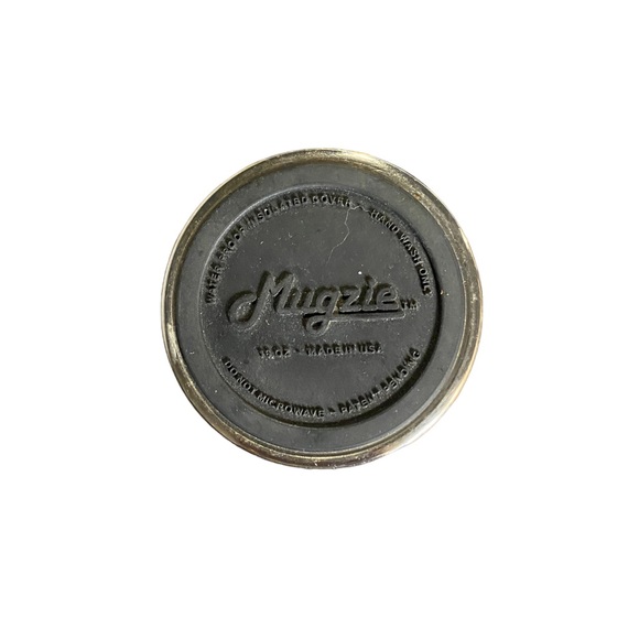 16 oz Mugzie insulated coffee cup - Picture 3 of 5